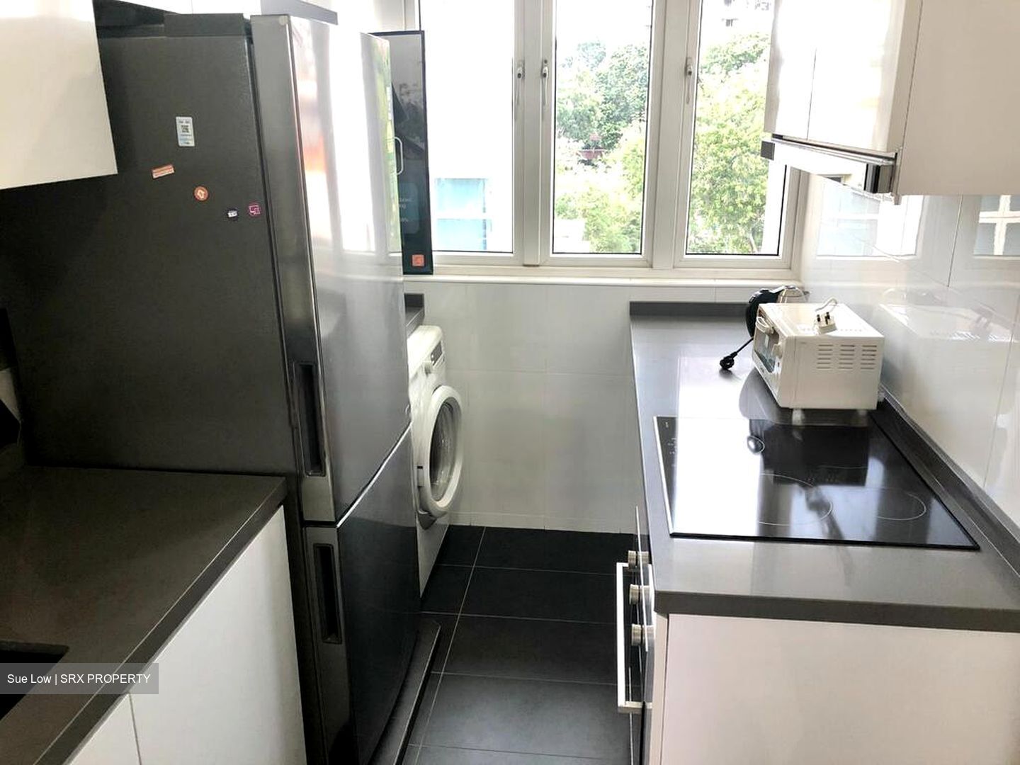 East Signature (D15), Apartment #618930361